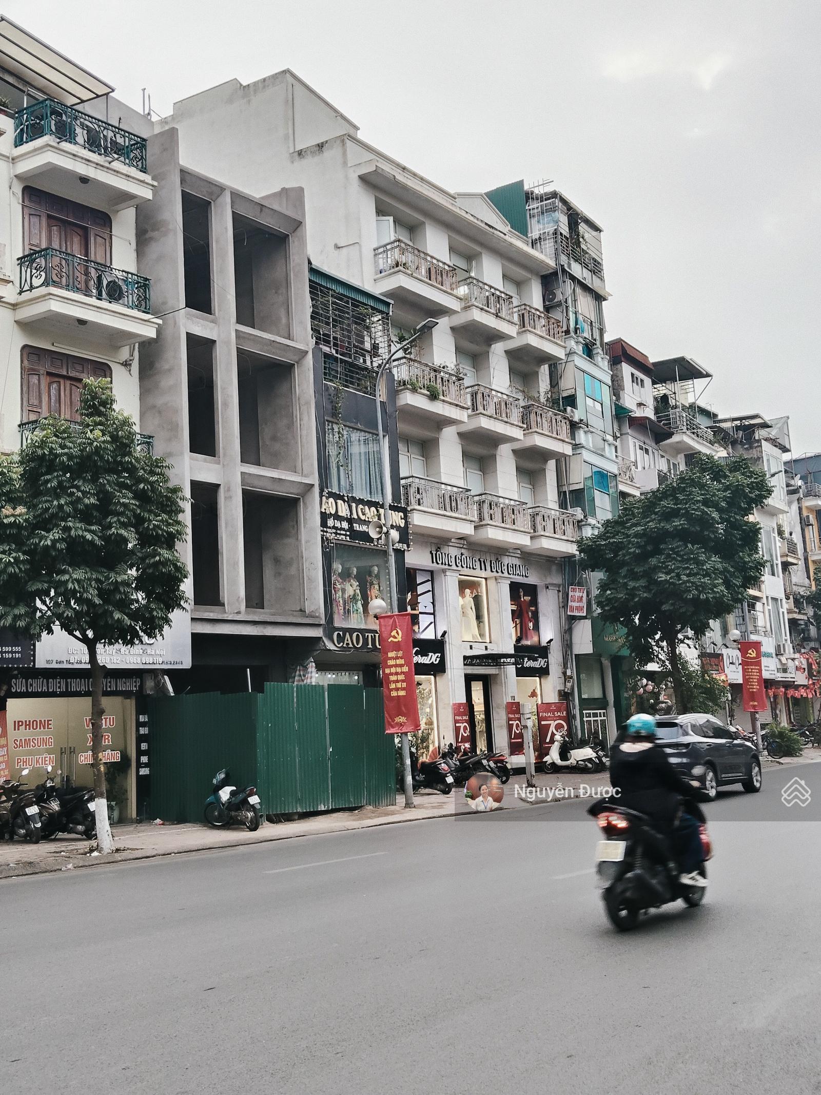 Mặt phố Trần Phú, Sơn Tây, Ba Đình, DT 78m2, MT 4.8m, 3 tầng, vị trí VIP, KD sầm uất chỉ 49 tỷ Mặt phố Trần Phú, Sơn Tây, Ba Đình, DT 78m2, MT 4.8m, 3 tầng, vị trí VIP, KD sầm uất chỉ 49 tỷ