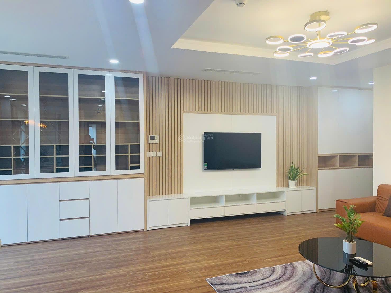 Chính chủ bán căn hộ Golden Park Tower 14 tỷ, 116 m2, hàng hiếm tại Phạm Văn Bạch, Cầu Giấy, Hà Nội