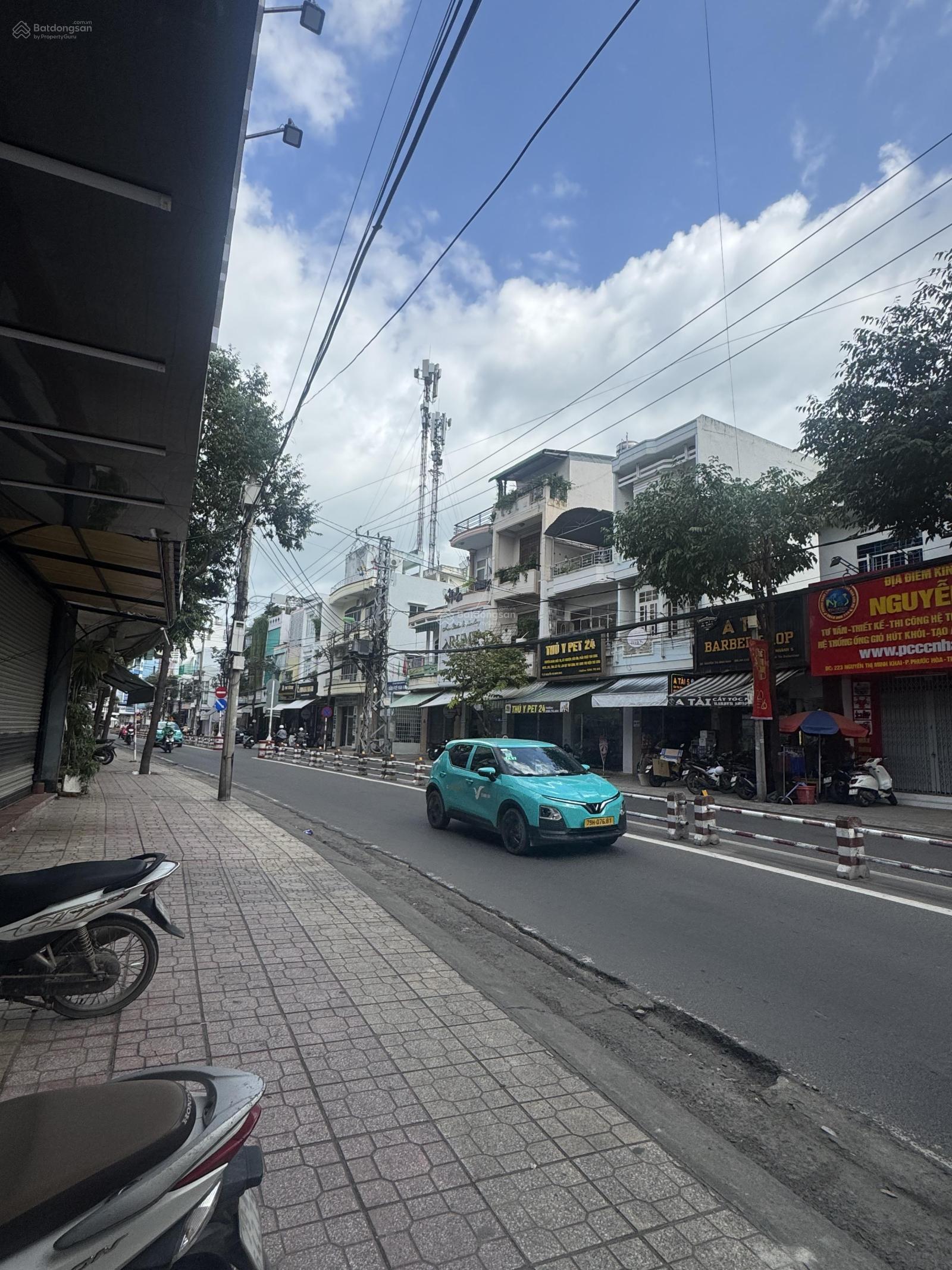 Cho thuê nhà 2 tầng mặt tiền ngang 6m đường Nguyễn Thị Minh Khai giá rẻ Cho thuê nhà 2 tầng mặt tiền ngang 6m đường Nguyễn Thị Minh Khai giá rẻ