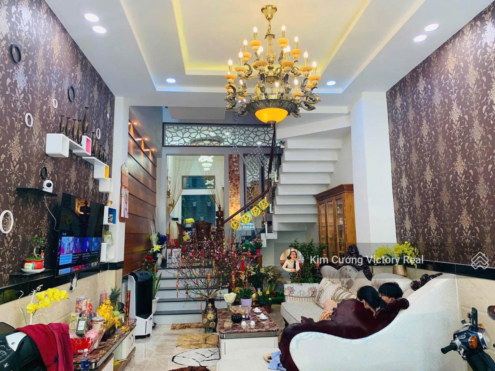 Bán nhà hẻm 5m Nguyễn Hồng Đào thông hẻm 371 Trường Chinh - DT 4x16m, 5 tầng full nội thất cực đẹp