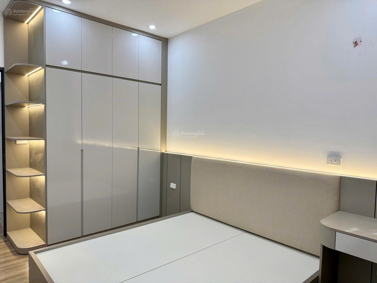 Duy Nhất Nhà xây Độc lập Vạn Phúc DT 39m, 4Tầng 4 PN. Giá 7.65 Tỷ.