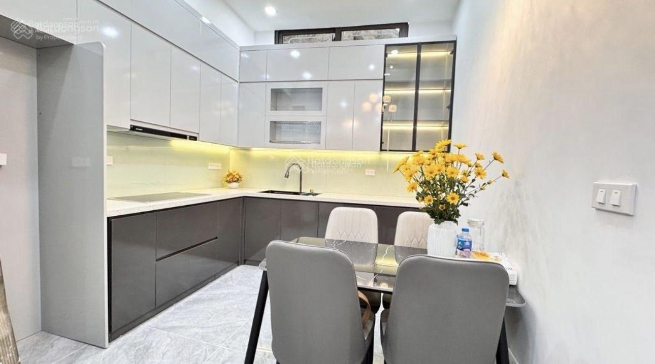 Căn duy nhất cách mặt ngõ Kim Hoa 10 m,vài bước ra công viên Thống Nhất,Hồ Ba Mẫu,ở tuyệt vời 39m5T