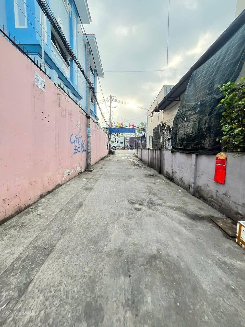 Bán nhà hẻm 4m đường nguyễn thị xiếu, Dt 4x18, có 6 phòng, chợ thuê 11tr, giá 6,8ty TL.