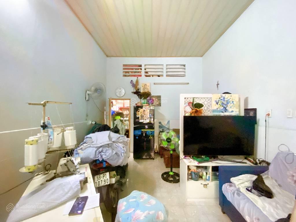 Nhà mặt tiền Đất Thánh phường 6 Tân Bình, 4.2x10m, 2 tầng, giá 8 tỷ BL