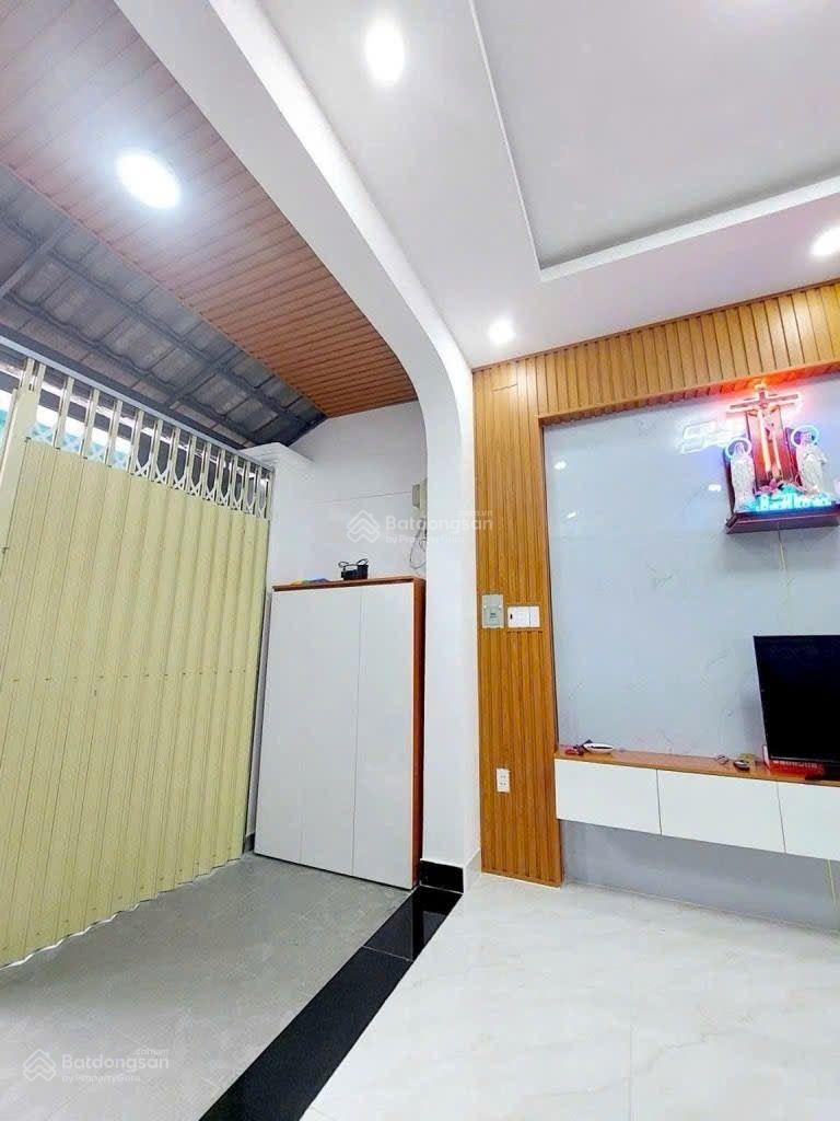 Nhà đẹp Quang Trung -Gò Vấp 52m2x4 tầng sát đường nhựa số, gần CV Làng Hoa 6tỷ65