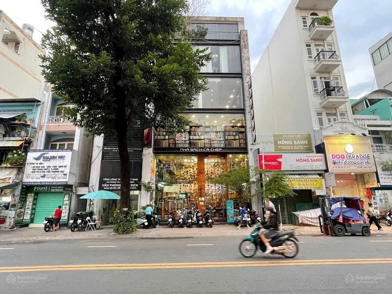 Bán mặt tiền Trần Quang Khải, P. Tân Định, Q1 (6,2x19m - 4 tầng - HĐT: 55tr - Gía: 30 tỷ) Bán mặt tiền Trần Quang Khải, P. Tân Định, Q1 (6,2x19m - 4 tầng - HĐT: 55tr - Gía: 30 tỷ)