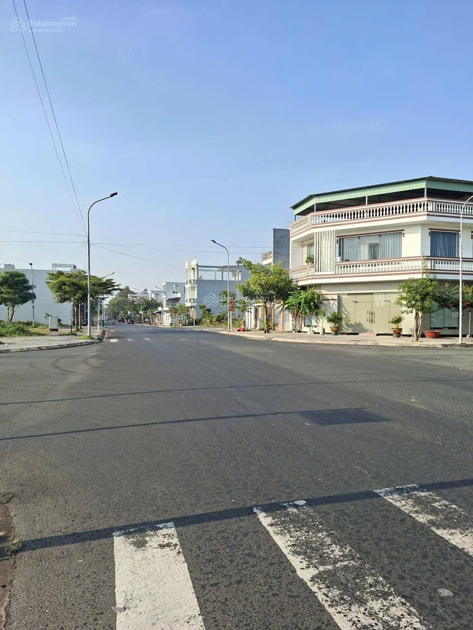 Bán đất mặt tiền Nguyễn Văn Hưởng TP Bà Rịa mặt tiền đường lớn Khu Dân Cư Vip Hưng Việt