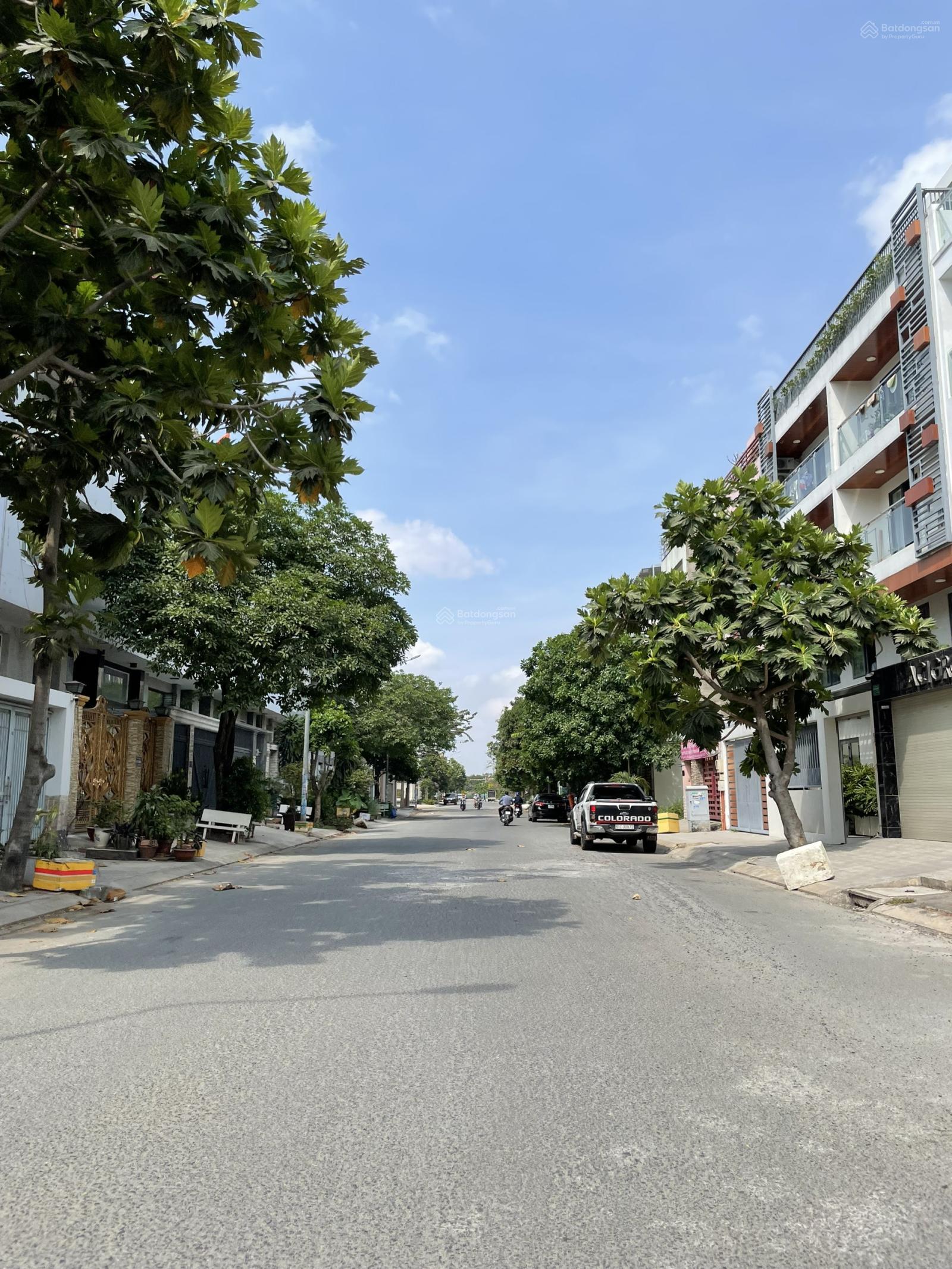 Bán gấp 2 lô đất DT 6m x 20m đường rộng 12m, Đặng Thùy Trâm, Bình Thạnh (thông tin chính xác)