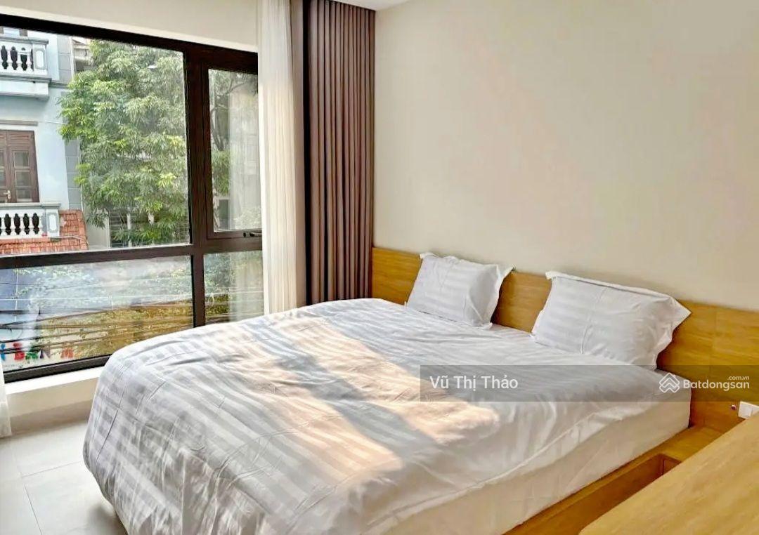 Chính chủ bán nhà tập thể Nguyên Hồng, Chùa Láng, 82m2 3PN, 2WC, nhà đẹp, mặt phố, có sân, có sổ đỏ Chính chủ bán nhà tập thể Nguyên Hồng, Chùa Láng, 82m2 3PN, 2WC, nhà đẹp, mặt phố, có sân, có sổ đỏ