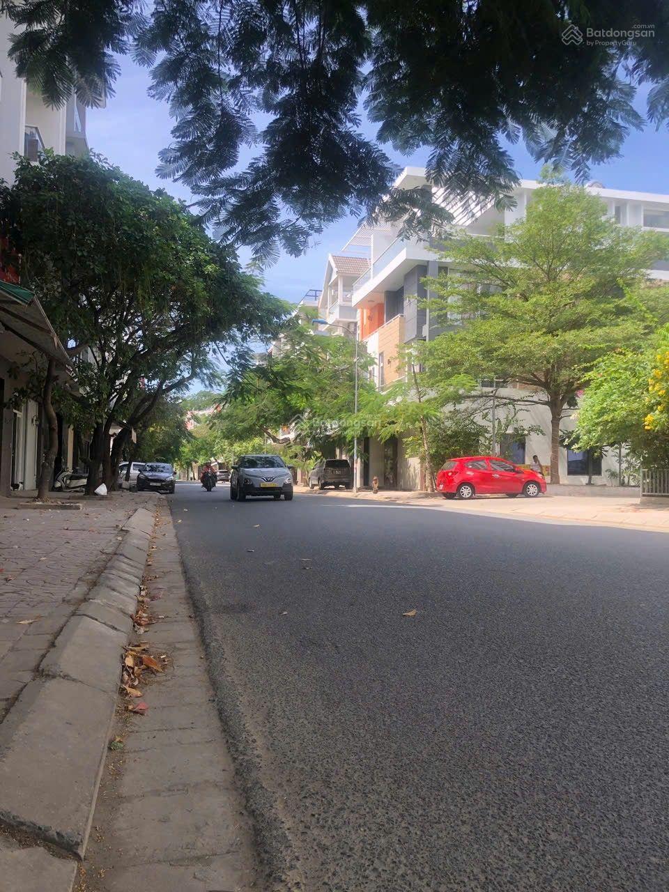 BÁN NHÀ 3 TẦNG MẶT TIỀN ĐƯỜNG ĐÀM QUANG TRUNG (B1) - KĐT VĨNH ĐIỀM TRUNG, NHA TRANG