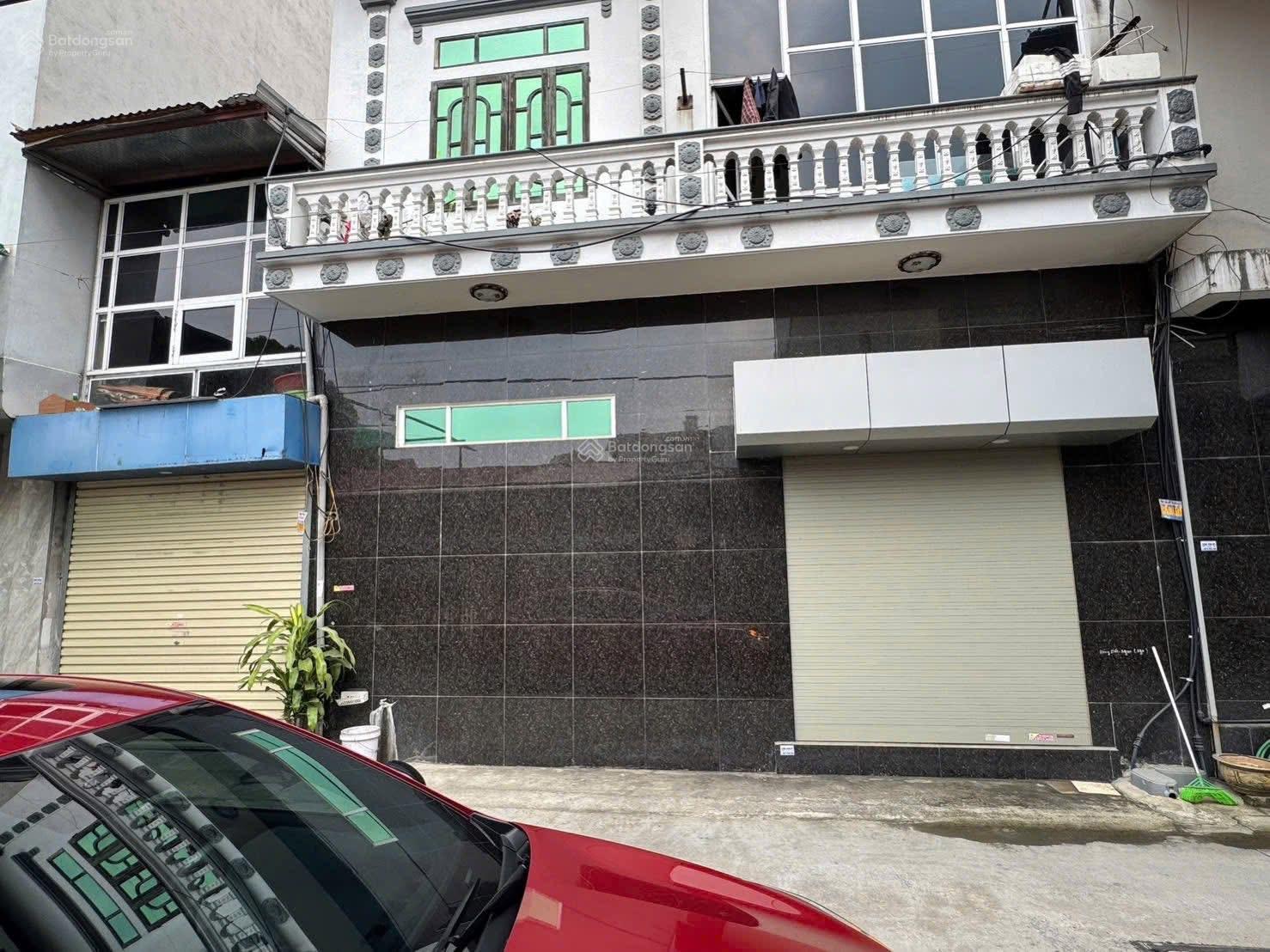 Nhà 2 tầng 61m2 đường oto tránh - kinh doanh - trục chính Lỗ Khê - Thư Lâm chỉ 100m ra bến xe bus