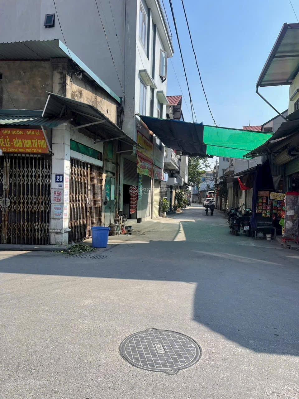 Nhà 2 tầng 61m2 đường oto tránh - kinh doanh - trục chính Lỗ Khê - Thư Lâm chỉ 100m ra bến xe bus