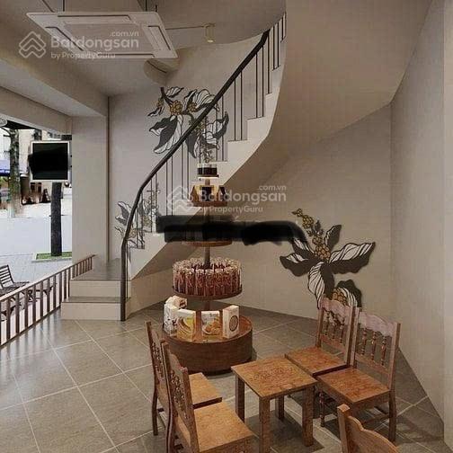 Cho thuê nhà mặt phố Trần Xuân Soạn, DT 40m2x4 tầng, MT góc 11m, giá 55tr, LH 0968 896 *** Cho thuê nhà mặt phố Trần Xuân Soạn, DT 40m2x4 tầng, MT góc 11m, giá 55tr, LH 0968 896 ***