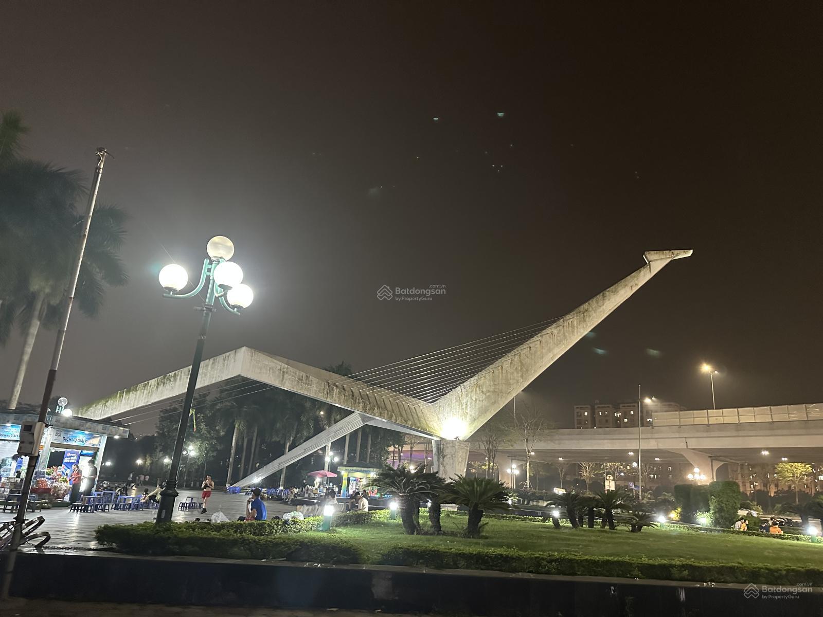 Bán biệt thự 6T tại Jade Square 350m2-MT 36m-gara 5 xe ôtô 7 chỗ-lô góc-Đường Nguyễn Đình Tứ. 99tỷ Bán biệt thự 6T tại Jade Square 350m2-MT 36m-gara 5 xe ôtô 7 chỗ-lô góc-Đường Nguyễn Đình Tứ. 99tỷ