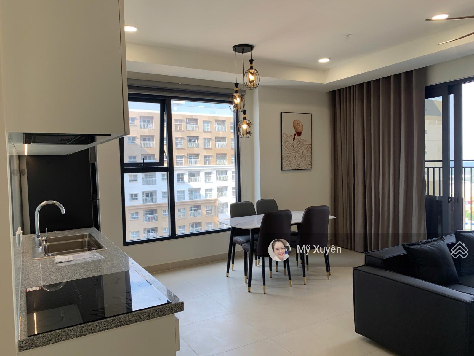 Cho thuê căn Góc 2PN-2WC tầng cao full nội thất-Mới 100%