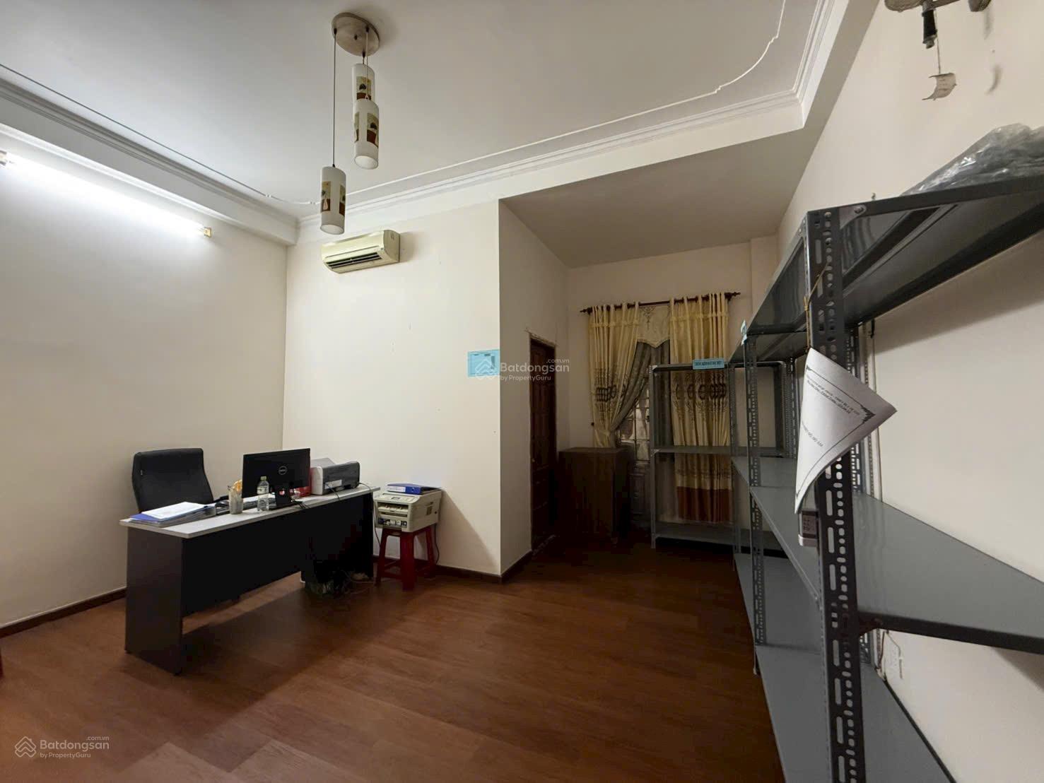 Bán nhà 4 tầng đường 7m5 Lý Nhân Tông, Hoà Cường Nam, Hải Châu. 92,5m2 giá 14 tỷ. LH: 0901 159 ***