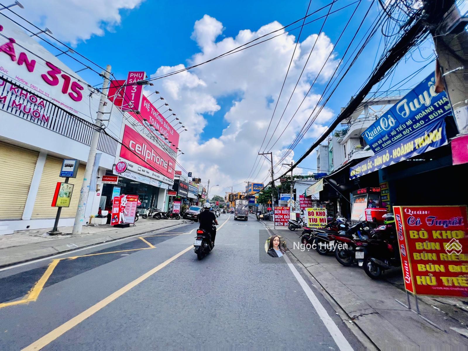 Quá rẻ - nhà mặt tiền 6 tầng - giá 6.8 tỷ - ngay khu KD sầm uất - Chợ Thủ Đức - Kha Vạn Cân