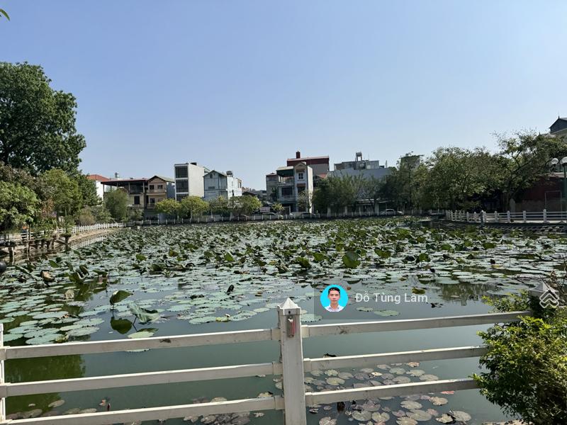 Cần bán 35m2 đất view hồ sen thoáng mát ngõ 303 Phúc Lợi. Đường ô tô tránh, gần chợ