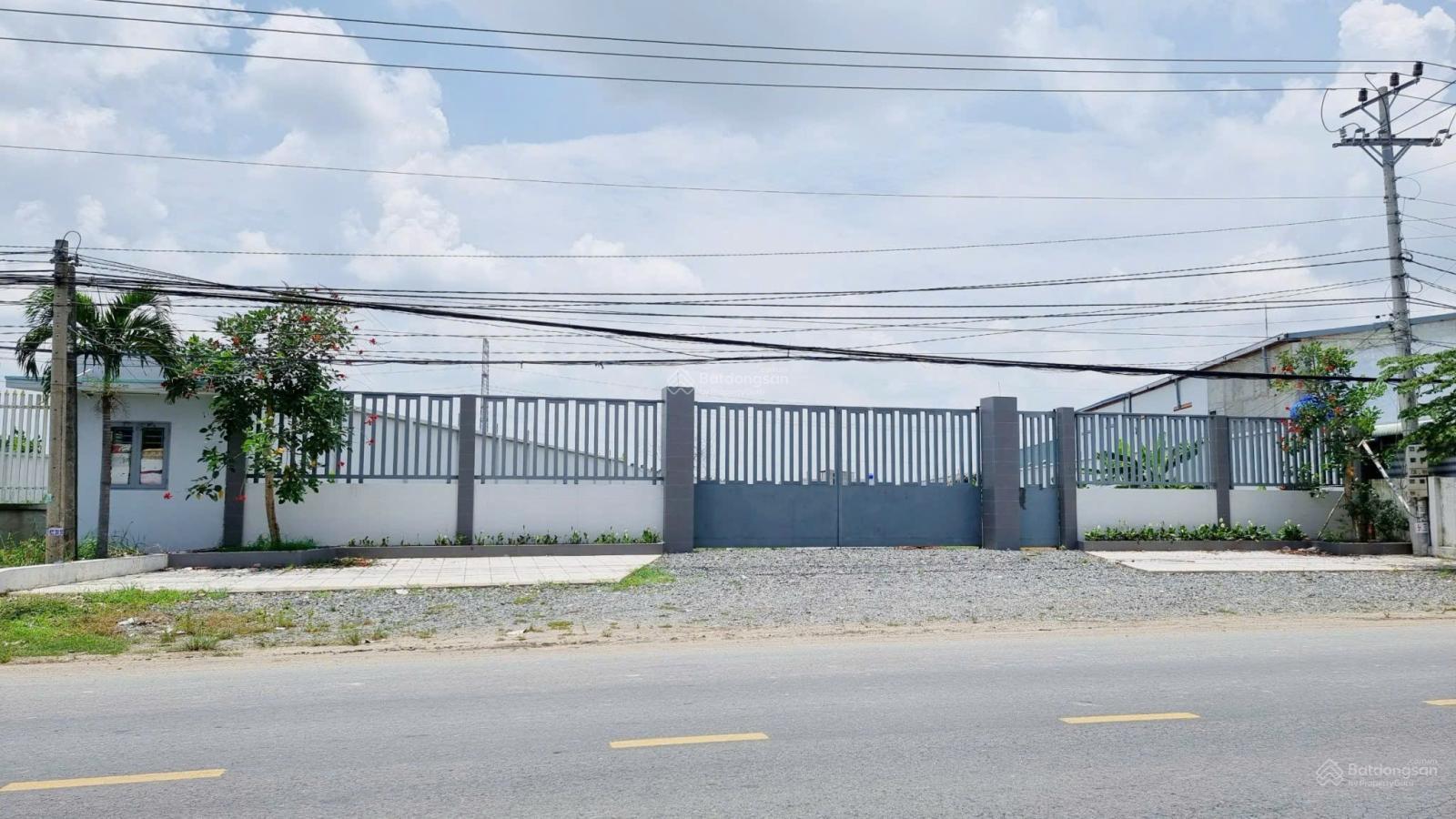 4.100m² mặt tiền đường Nguyễn Hữu Trí - Cách nút giao cao tốc & Vành Đai 3 chỉ 3,1km