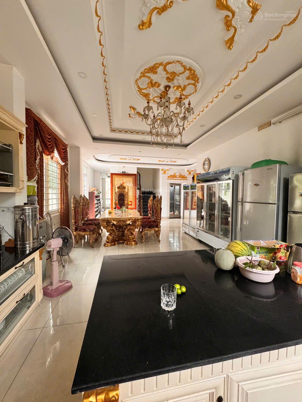 Siêu biệt thự sân vườn, diện tích 1234m2, đầy đủ công năng, hoàn thiện cao cấp