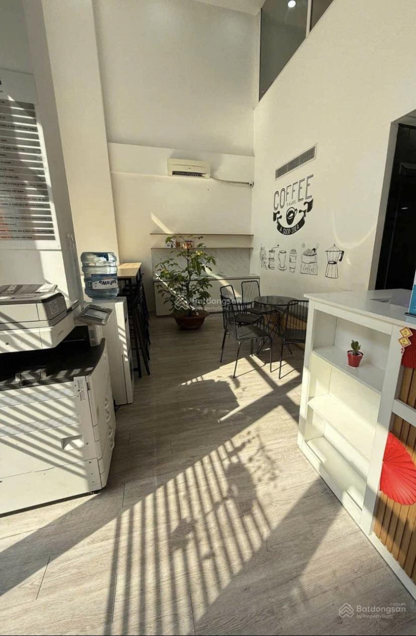 Cho thuê VP 20 - 40 - 50m2 toà nhà Hoàng Việt P4 quận Tân Bình/ gần sân bay Tân Sơn Nhất