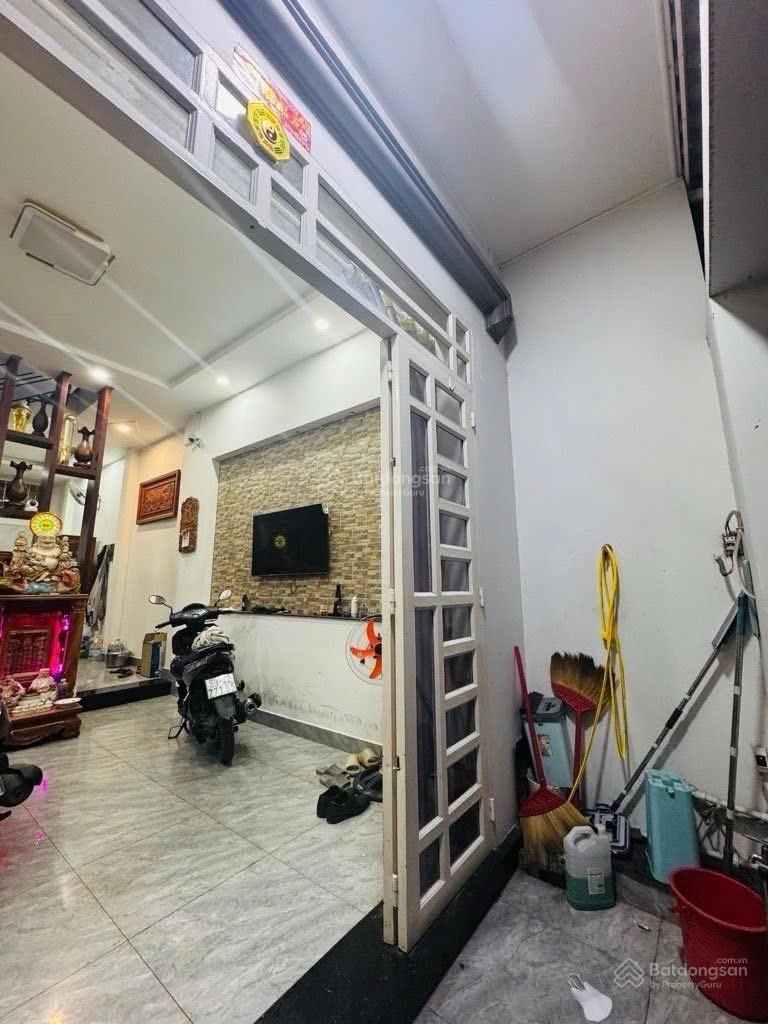 Bán Nhà 3 Lầu Đẹp Nhất . Rẻ Nhất Linh Đông . Sát Chung Cư 4 S . Sát Vành Đai 2 . Nhà Tốt Đón Tết Bán Nhà 3 Lầu Đẹp Nhất . Rẻ Nhất Linh Đông . Sát Chung Cư 4 S . Sát Vành Đai 2 . Nhà Tốt Đón Tết