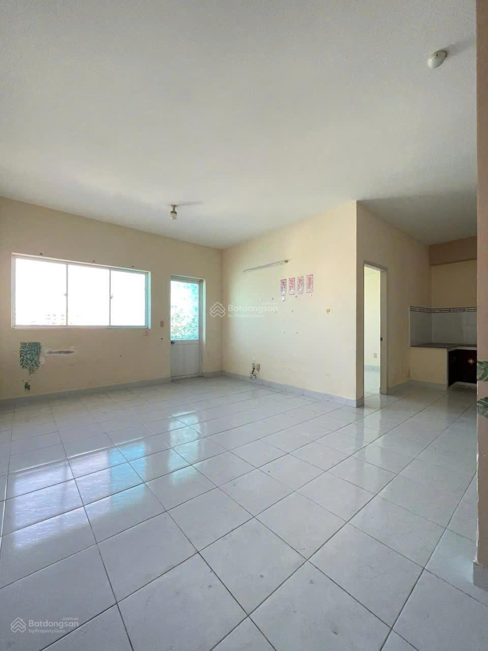 Cần cho thuê gấp căn hộ Lê Thành block B Q Bình Tân