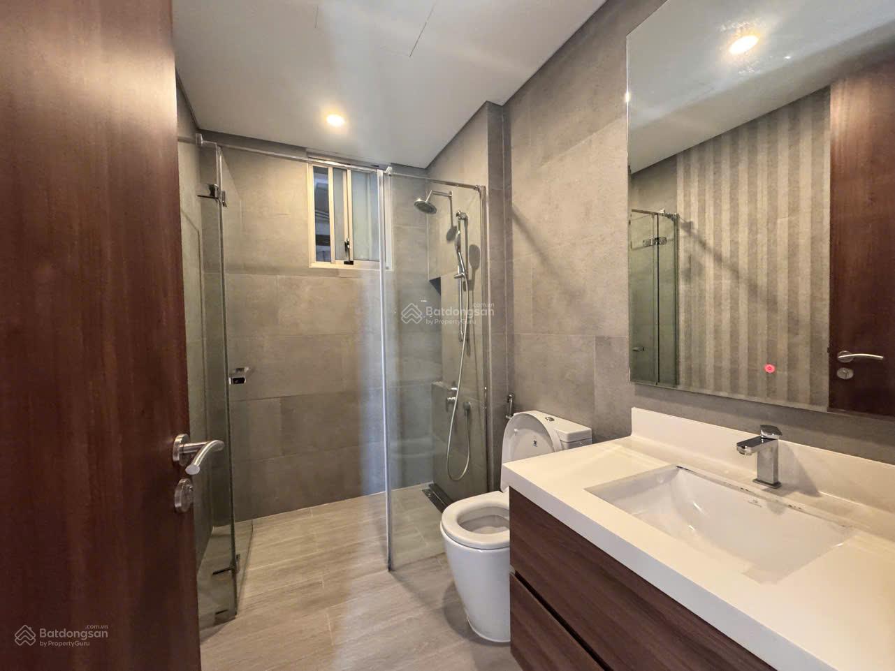 Bán xuất SPA tại Midtown M7 - Phú Mỹ Hưng Q. 7 căn góc 84m2 view thoáng + ô xe hầm. Giá 9,6 tỷ net Bán xuất SPA tại Midtown M7 - Phú Mỹ Hưng Q. 7 căn góc 84m2 view thoáng + ô xe hầm. Giá 9,6 tỷ net