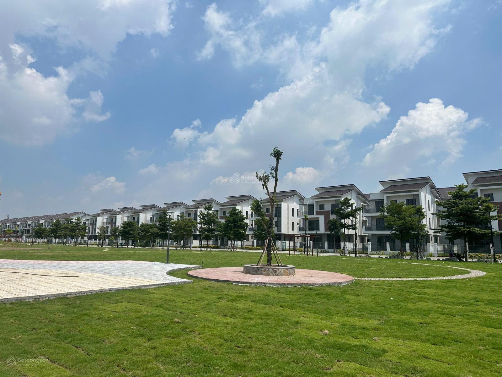 Bán biệt thự hàng CĐT ngay vành đai 3 giá tốt nhất Đông Hà Nội