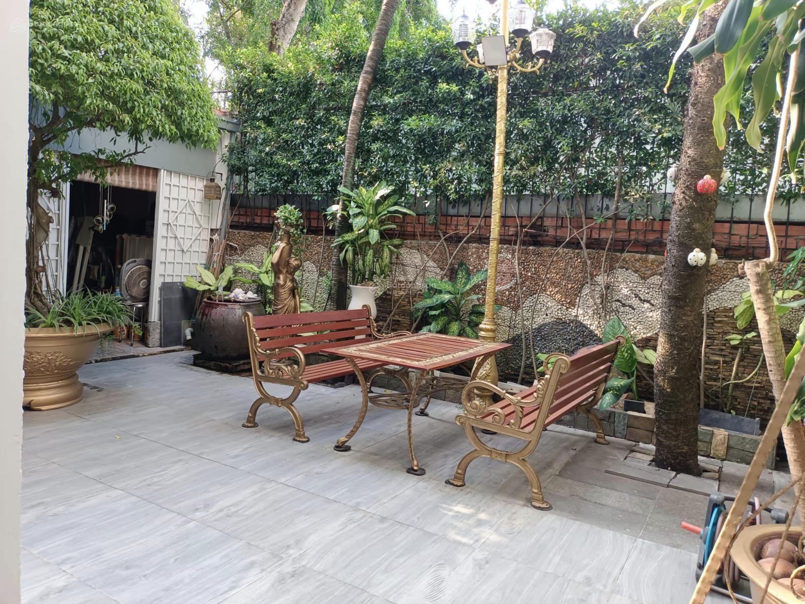 Chính Chủ Cần Bán Gấp Biệt Thự P. An Khánh Quận 2 300m2 (10 x 30) 4 Tầng 59 Tỷ TL Chính Chủ Cần Bán Gấp Biệt Thự P. An Khánh Quận 2 300m2 (10 x 30) 4 Tầng 59 Tỷ TL