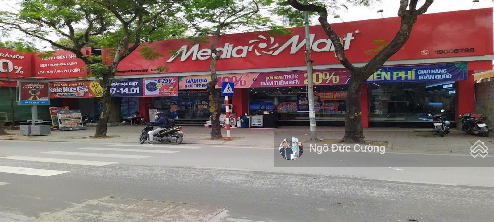 Cho thuê nhà mặt phố Giải Phóng 300m 2 tầng MT 8m phù hợp ô tô gara kho xưởng 0358 881 *** Cho thuê nhà mặt phố Giải Phóng 300m 2 tầng MT 8m phù hợp ô tô gara kho xưởng 0358 881 ***