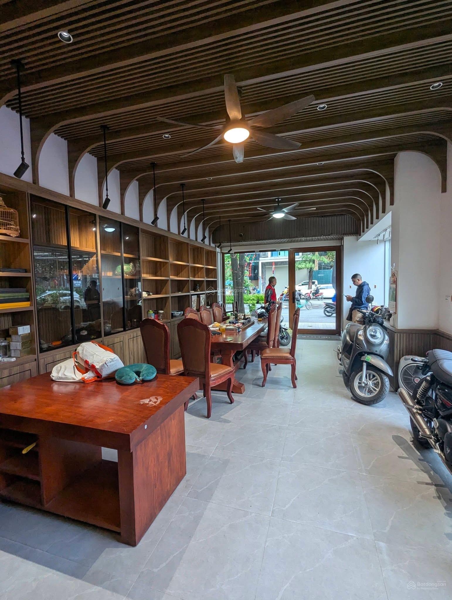 SIÊU PHẨM TÂY HỒ LÔ GÓC - 1 MẶT PHỐ +1MAT NGÕ OTO TRÁNH - 3 MẶT THOÁNG VĨNH VIỄN VIEW HỒ TÂY CỰC SIÊU PHẨM TÂY HỒ LÔ GÓC - 1 MẶT PHỐ +1MAT NGÕ OTO TRÁNH - 3 MẶT THOÁNG VĨNH VIỄN VIEW HỒ TÂY CỰC