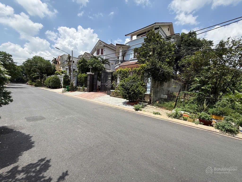 Cần Bán Gấp Lô Đất Khu Biệt Thự Đường 27 Hiệp Bình Chánh (15 x 26.5) 32.5 Tỷ TL