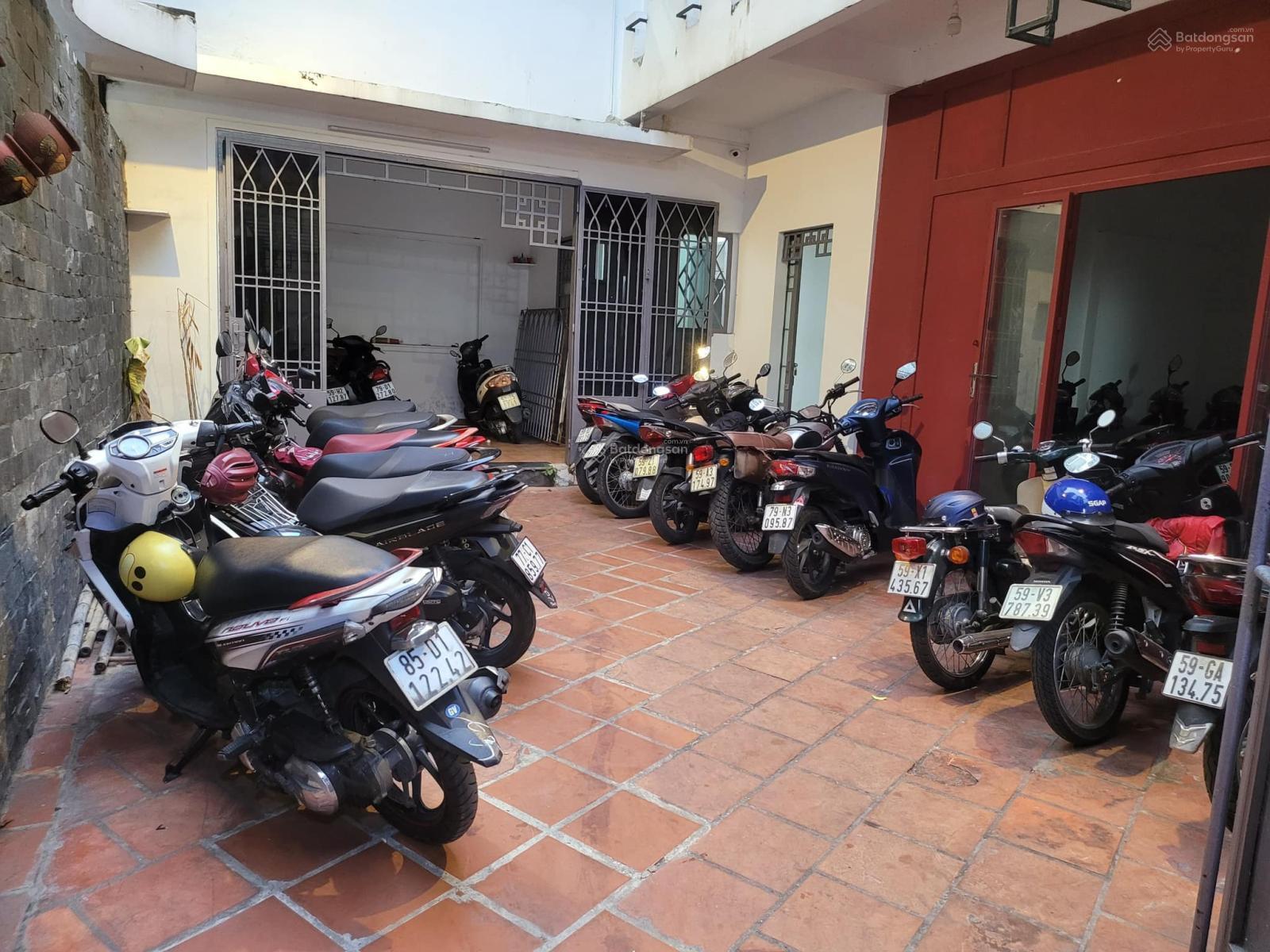 Bán nhà Góc 2MT hẻm thông Huỳnh Tịnh Của Q3, diện tích lớn 10x12m trung tâm Quận 3, 21,9 tỷ