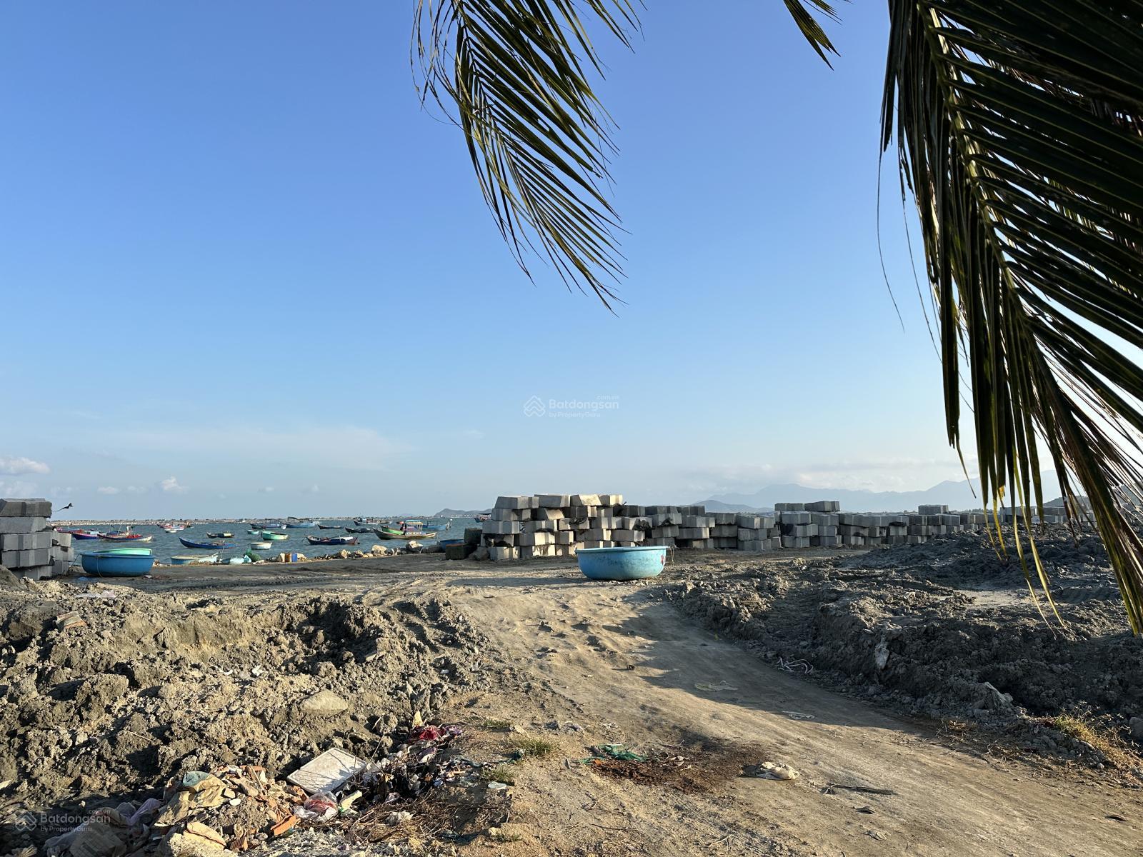 Bán nhà mặt tiền đường nhựa gần biển Vạn Hưng, Vạn Ninh Khánh Hòa thuận lợi kinh doanh