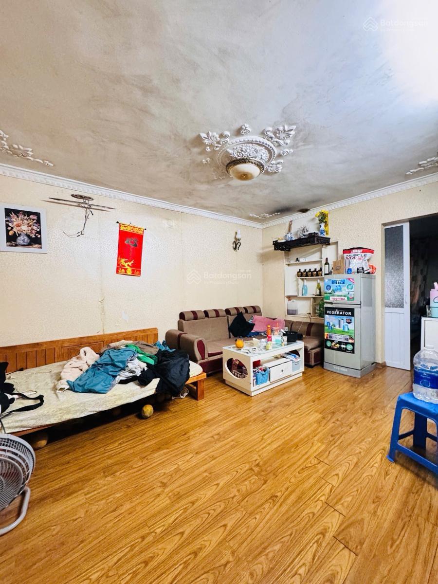 Tập thể Thành Công, Ba Đình, 50 m2 (22 m2 sổ), 1 ngủ, 3.x tỷ