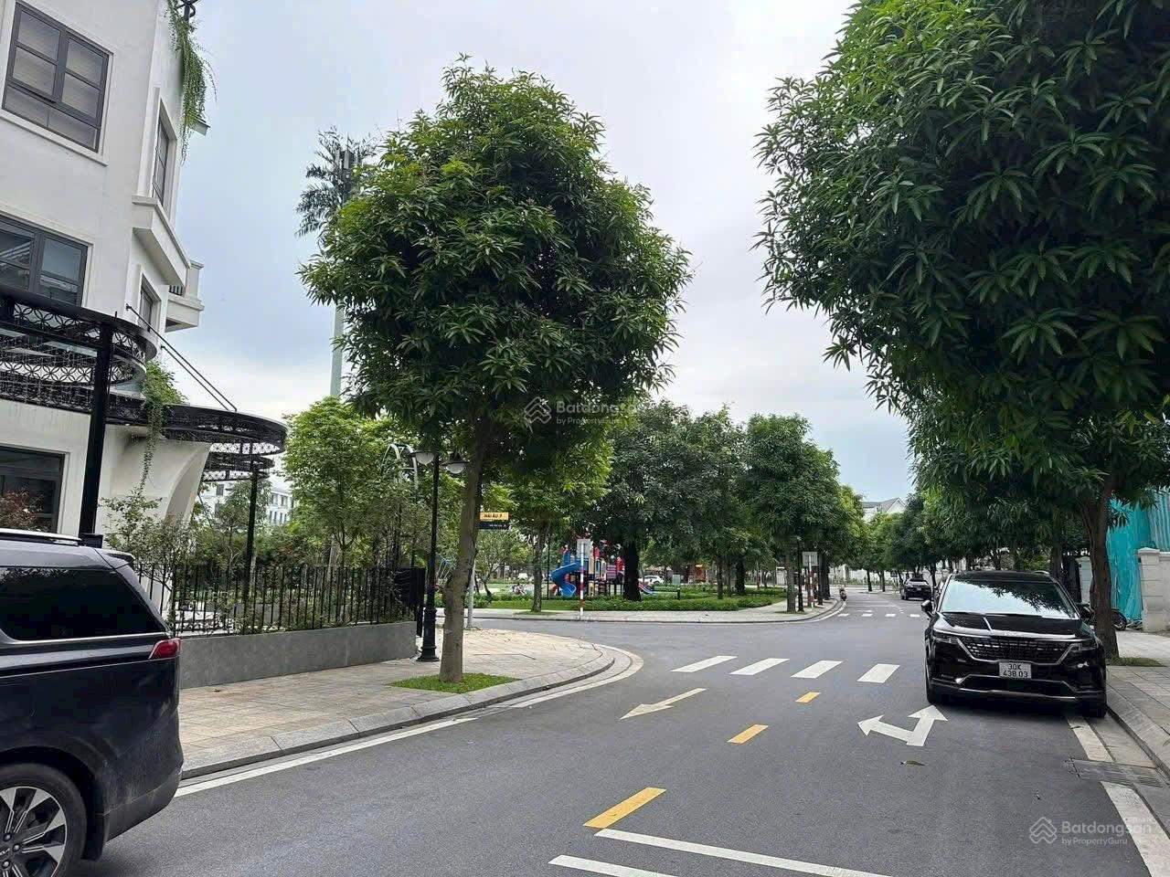 Ngộp bank! Biệt thự song lập Hải Âu 3 sát công viên, mặt tiền 10m xây lớn. Giá giật mình tại VHOP1 Ngộp bank! Biệt thự song lập Hải Âu 3 sát công viên, mặt tiền 10m xây lớn. Giá giật mình tại VHOP1