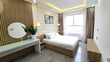 Chính chủ cần cho thuê gấp căn hộ ResGreen Tower 65m2 2PN giá 10 triệu ở liền. ĐT: 0909 476 *** Cường
