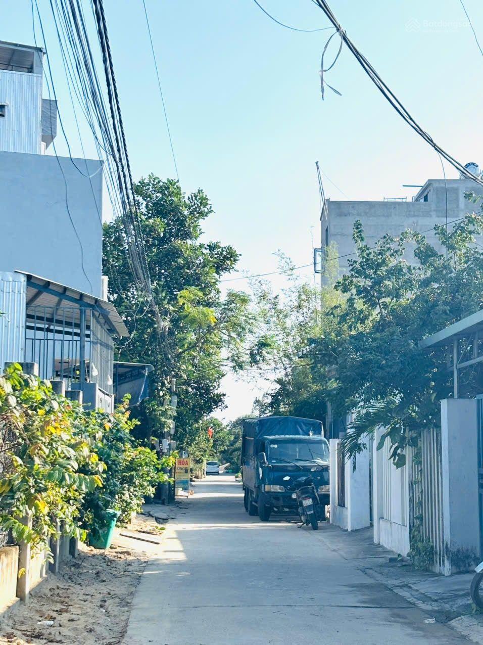 Hot ! Đường Khái Tây 1 - Sát Rạt Làng Đại -Hòa Quý - NHSơn TP ĐN - DT 87m2 ngang 5m - giá chỉ 3tỷ65 Hot ! Đường Khái Tây 1 - Sát Rạt Làng Đại -Hòa Quý - NHSơn TP ĐN - DT 87m2 ngang 5m - giá chỉ 3tỷ65