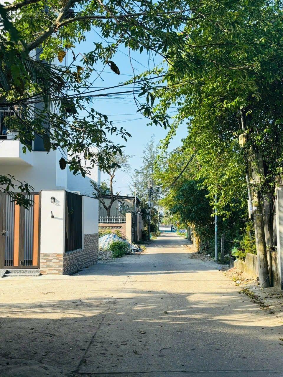 Hot ! Đường Khái Tây 1 - Sát Rạt Làng Đại -Hòa Quý - NHSơn TP ĐN - DT 87m2 ngang 5m - giá chỉ 3tỷ65 Hot ! Đường Khái Tây 1 - Sát Rạt Làng Đại -Hòa Quý - NHSơn TP ĐN - DT 87m2 ngang 5m - giá chỉ 3tỷ65