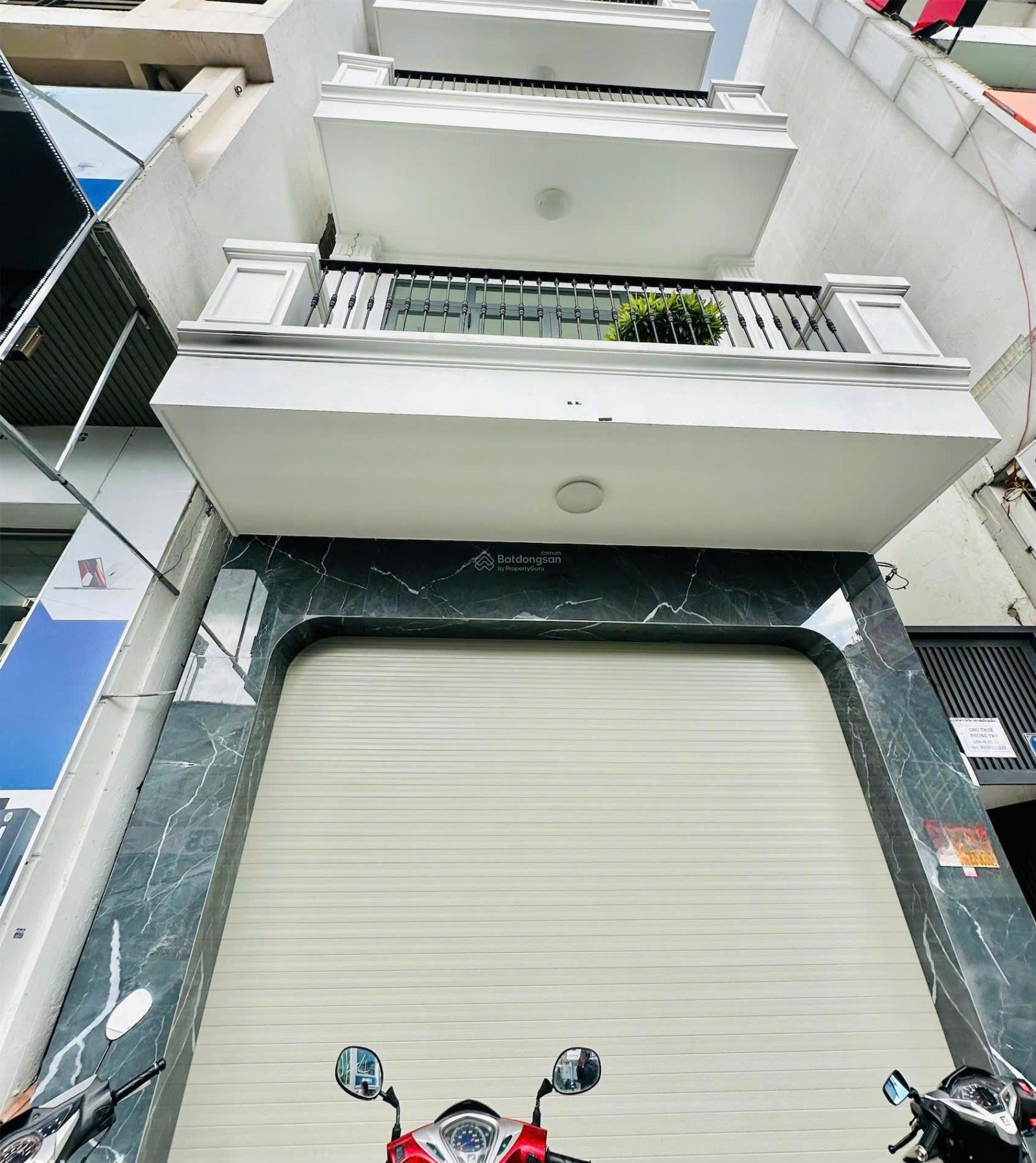 Cho thuê nhà mới Lê Văn Sỹ, Quận 3. Có thang máy, chỉ 35 triệu/tháng