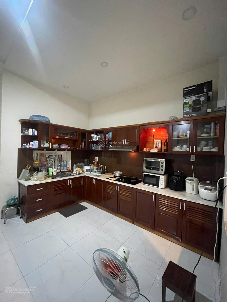 BÁN NHÀ 2 TẦNG MẶT TIỀN LÊ HỒNG PHONG VỊ TRÍ ĐẮC ĐỊA - NGANG ĐẸP