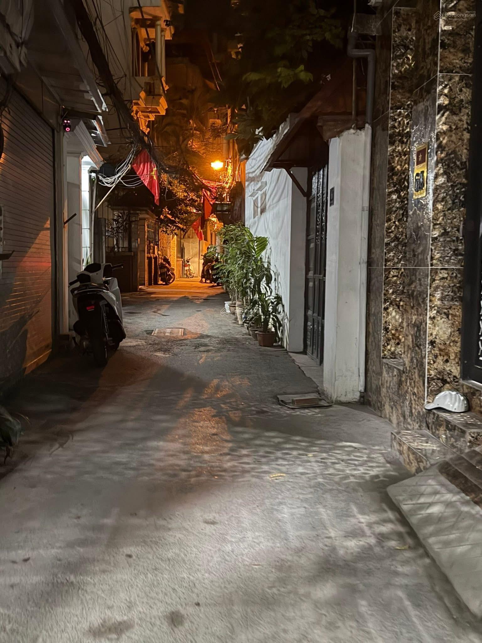 CHDV CG - 25PKK * 7T - MT:5,4m - DT 170Tr/TH - Gần Phố - Ngõ Ô tô - Full Nội Thất - PCCC & GPXD CHDV CG - 25PKK * 7T - MT:5,4m - DT 170Tr/TH - Gần Phố - Ngõ Ô tô - Full Nội Thất - PCCC & GPXD