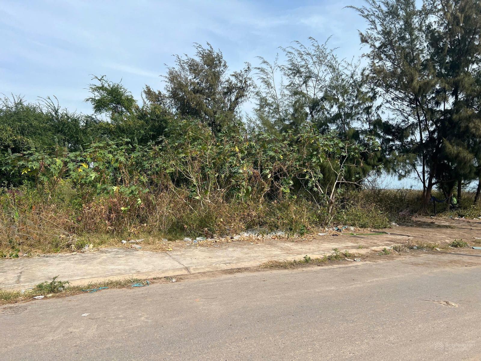 Bán 1441m2 đất sản xuất khu vực cảng Phan Thiết Bán 1441m2 đất sản xuất khu vực cảng Phan Thiết