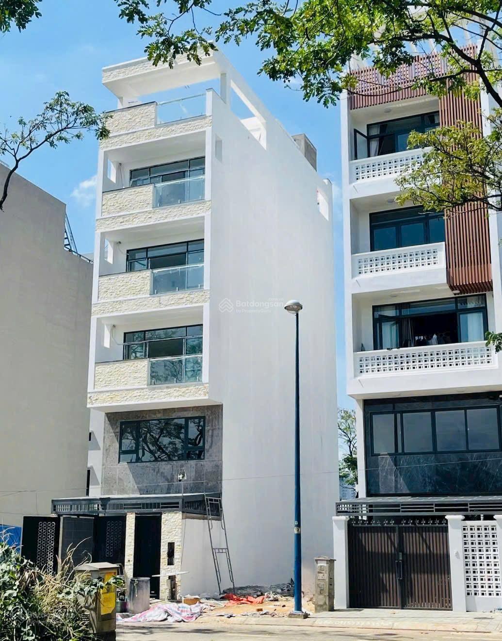 Rẻ hơn thị trường 1 tỷ! Bán đất xây cao hầm + 6 tấm Phú Nhuận 4 DT 90m2 (5m x18m) Giá 17 tỷ 550 Rẻ hơn thị trường 1 tỷ! Bán đất xây cao hầm + 6 tấm Phú Nhuận 4 DT 90m2 (5m x18m) Giá 17 tỷ 550