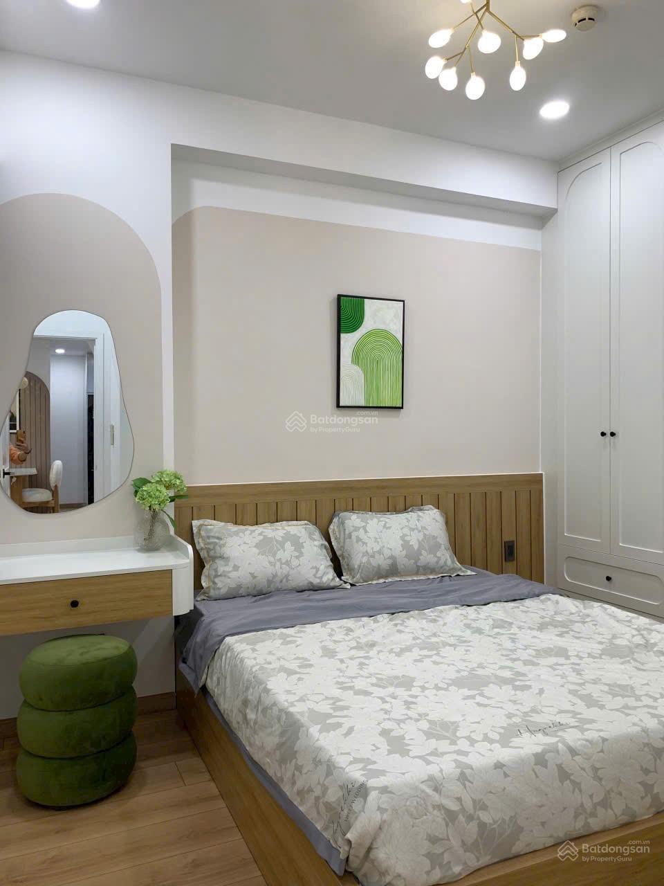 Chính chủ cần bán nhanh căn hộ Dockland DT 125m2, 3PN, 2WC, giá 6tỷ9 nhà có 2 ban công 0938 607 *** Chính chủ cần bán nhanh căn hộ Dockland DT 125m2, 3PN, 2WC, giá 6tỷ9 nhà có 2 ban công 0938 607 ***