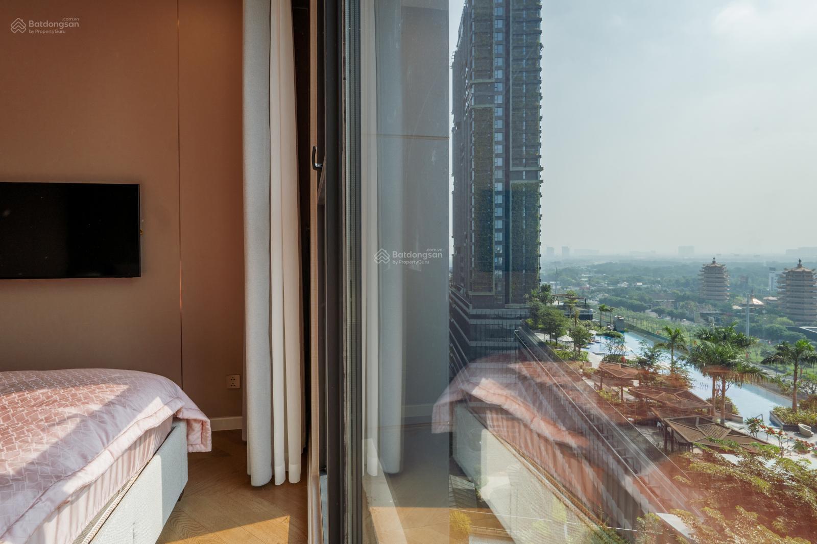 Bán căn hộ 2PN đầy đủ nội thất cao cấp mới thiết kế chưa ở chỉ 13 tỷ