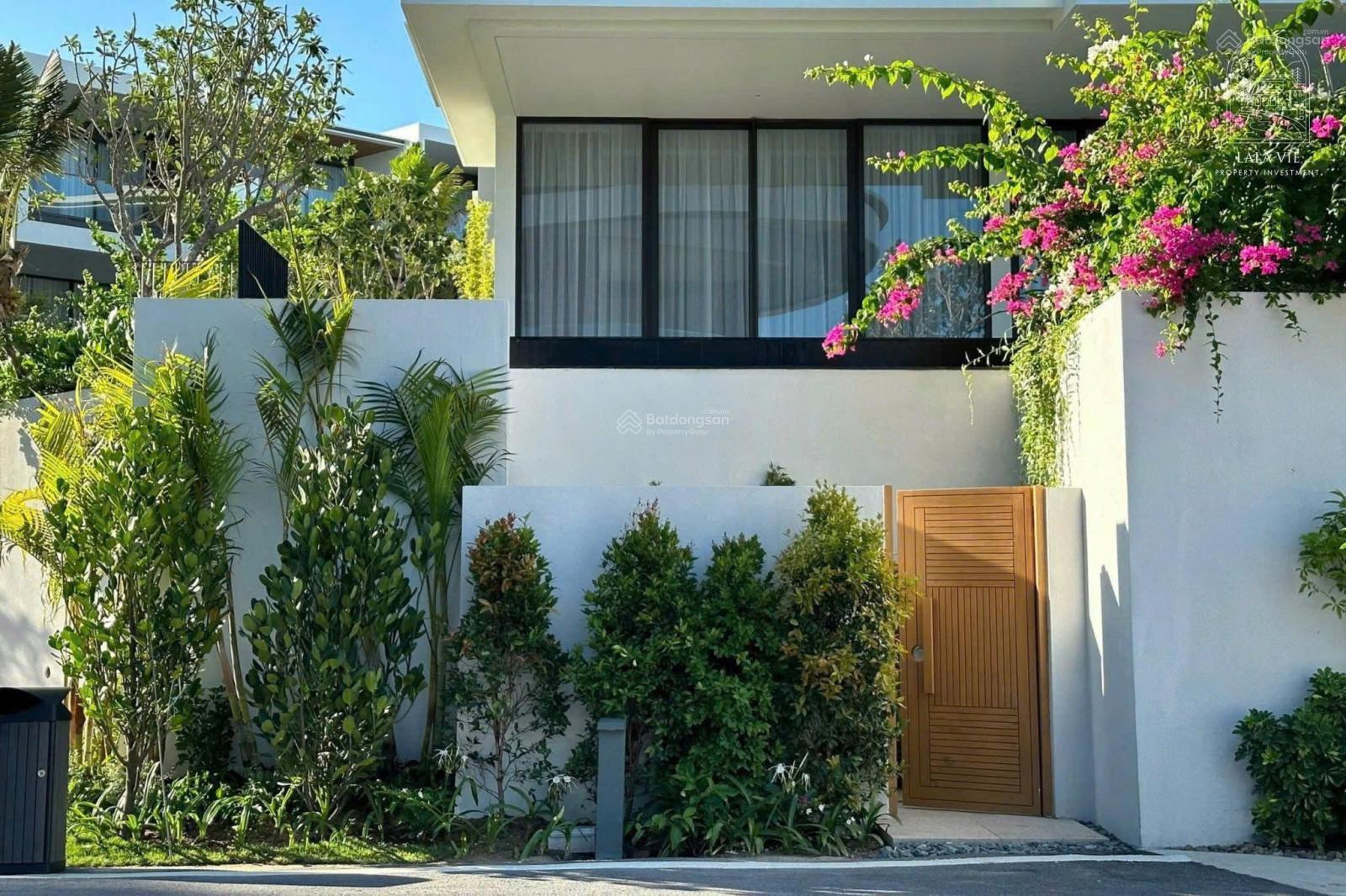 B89. BIỆT THỰ GRAN MELIA NHA TRANG
VIEW BIỂN - GẦN 55 TỶ CẮT LỖ 21 TỶ - BÁN 33 TỶ