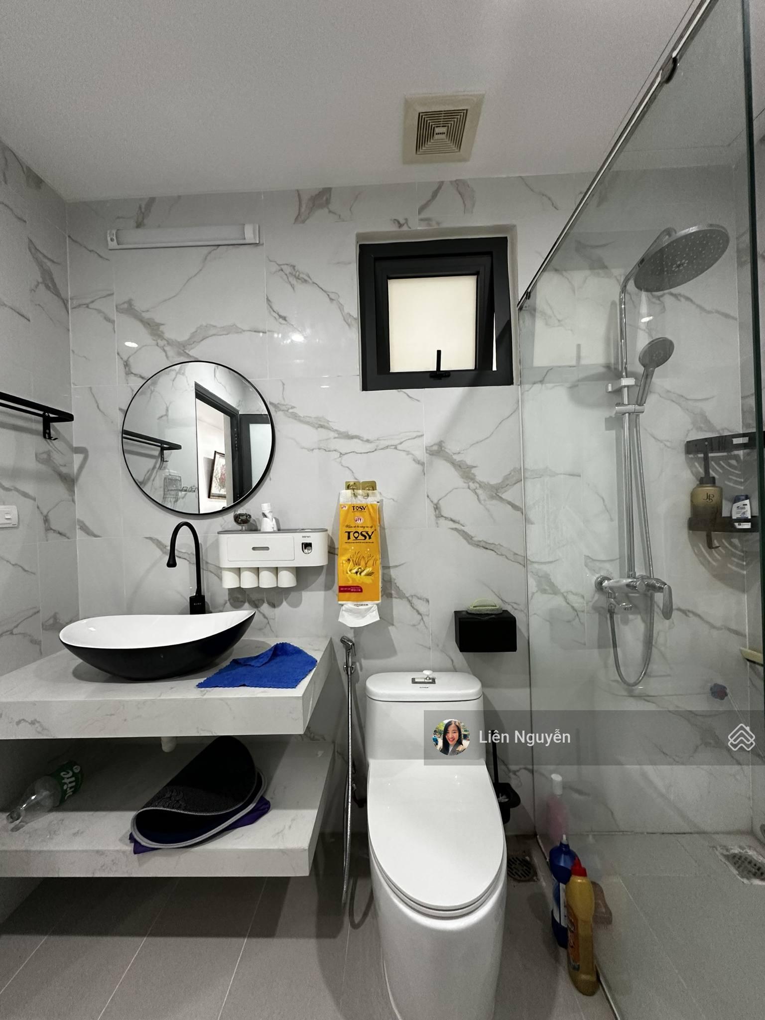 Hạ chào 1 tỉ! Tòa nhà ở và làm VP Cát Linh, 50m2, 7 tầng thang máy mới đẹp, mặt tiền 4.2m, 22 tỷ