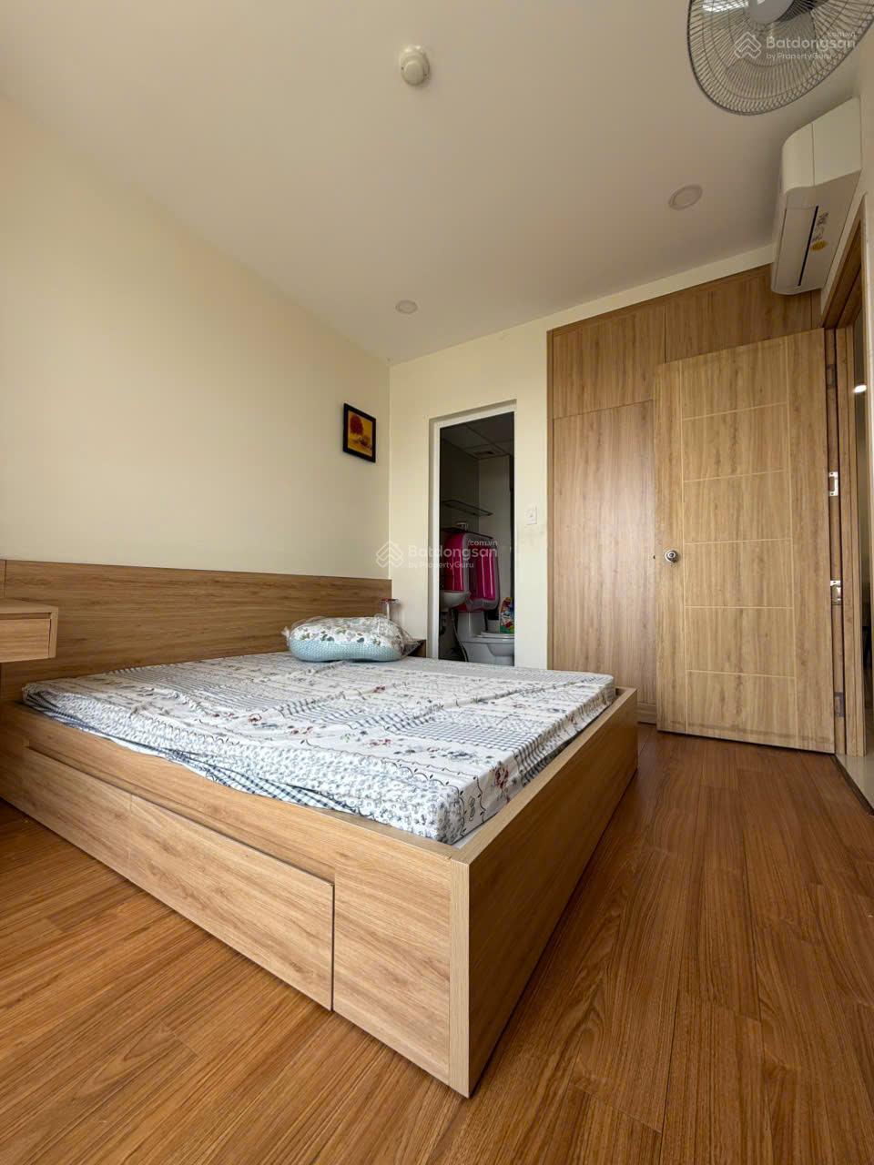 Chính chủ bán căn 2pn 2wc 62m2 full nội thất ở đón Tết cc DreamHome Q8